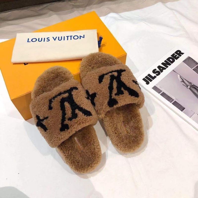 Louis Vuitton Slippers